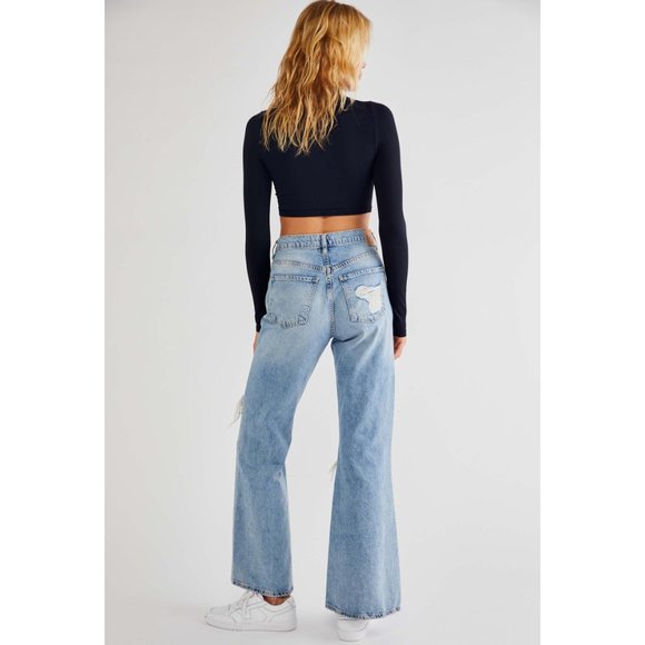 🎉LAST CHANCE🎉 NWT Free People New Dawn Flare Jeans / Victoria Blue - Picture 2 of 8